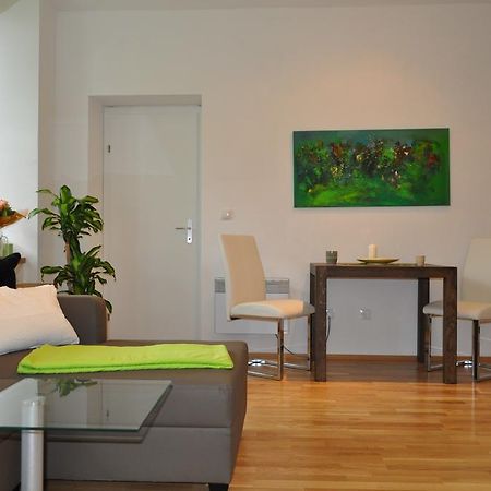 Ferienwohnung Im Univiertel Mit Garten Γκρατς Εξωτερικό φωτογραφία