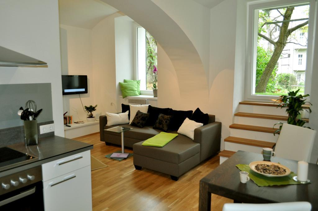 Ferienwohnung Im Univiertel Mit Garten Γκρατς Εξωτερικό φωτογραφία
